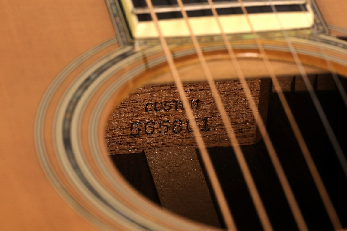 [SN 565801] USED MARTIN / 000-42 Custom SQ 1995 [03]