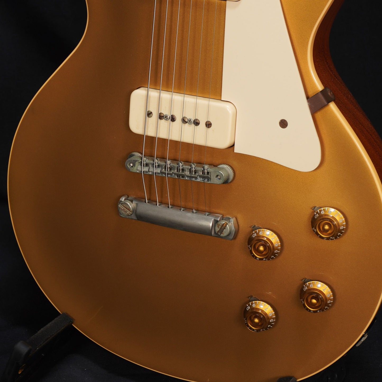 [SN 6 1140] USED Gibson Custom Shop / Historic Collection 1956 Les Paul Standard VOS Gold Top -2011- [04]