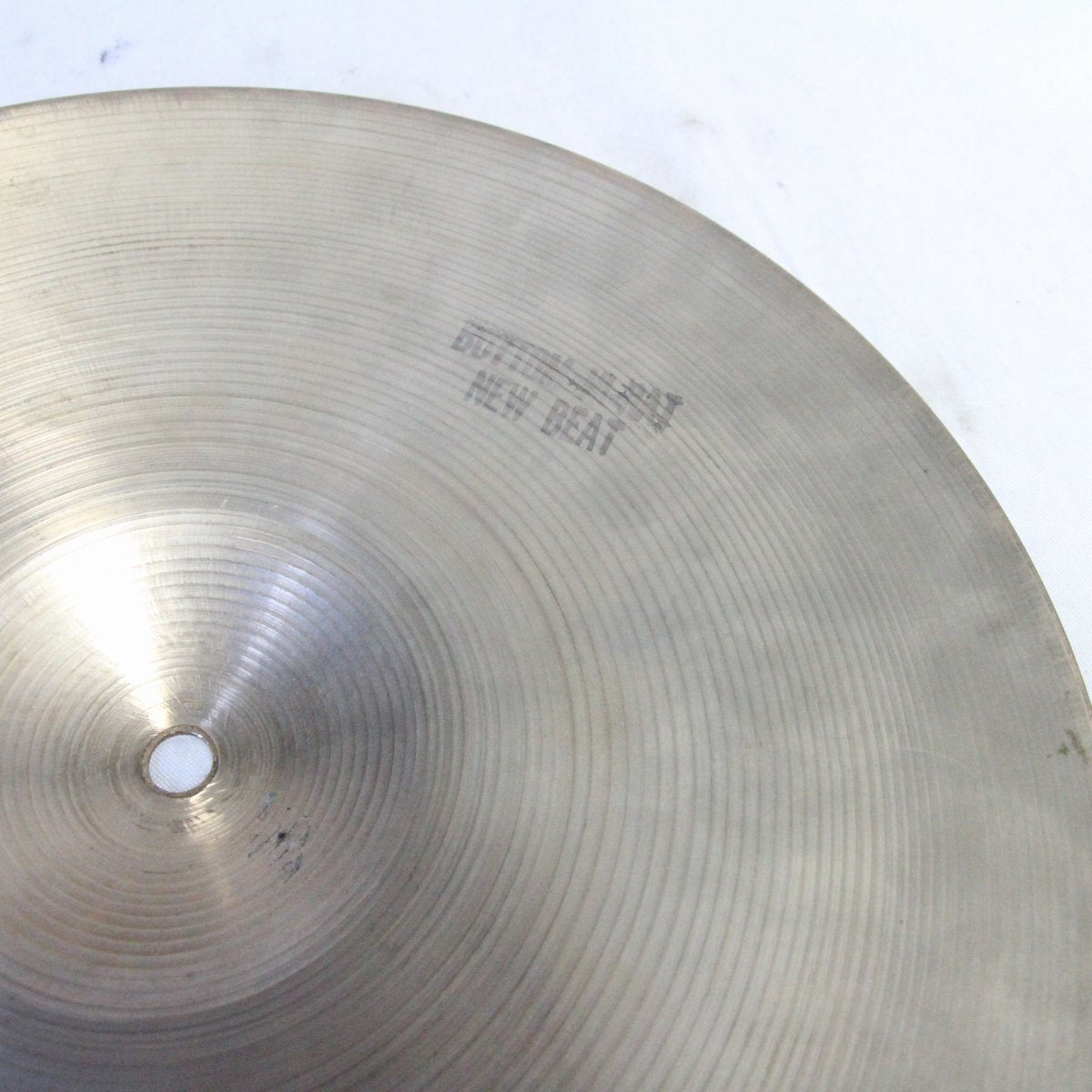USED ZILDJIAN / 70s 14" NewBeat Hihat 884/1364g A Zildjian White Painted Logo Hi Hat [08]
