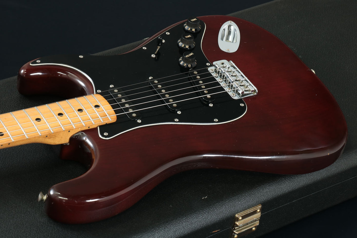 [SN S907194] USED Fender USA / 1979 Stratocaster Walnut/M [4.15kg / made in 1979] [05]