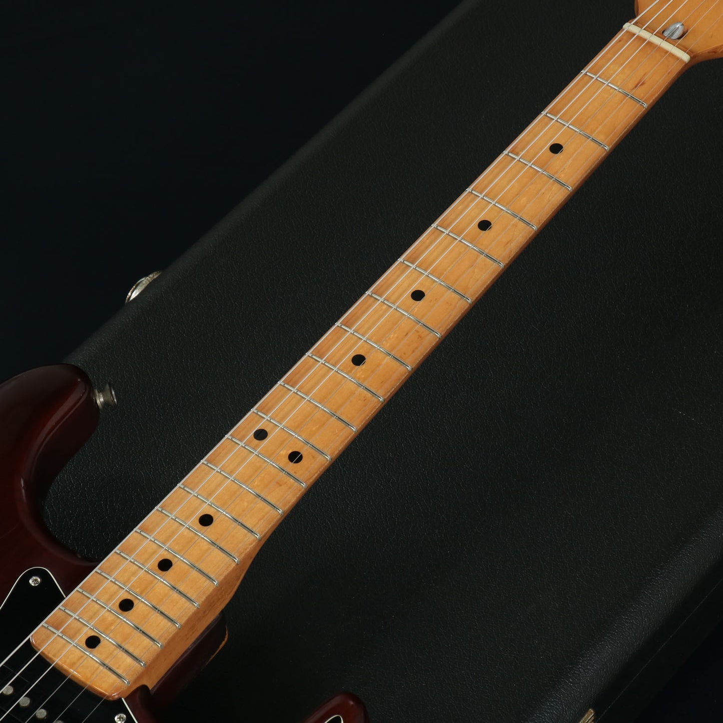 [SN S907194] USED Fender USA / 1979 Stratocaster Walnut/M [4.15kg / made in 1979] [05]