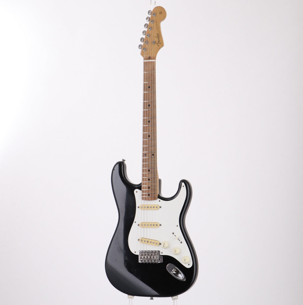 [SN E811587] USED Fender Japan / ST54-55 E Serial Black [05]
