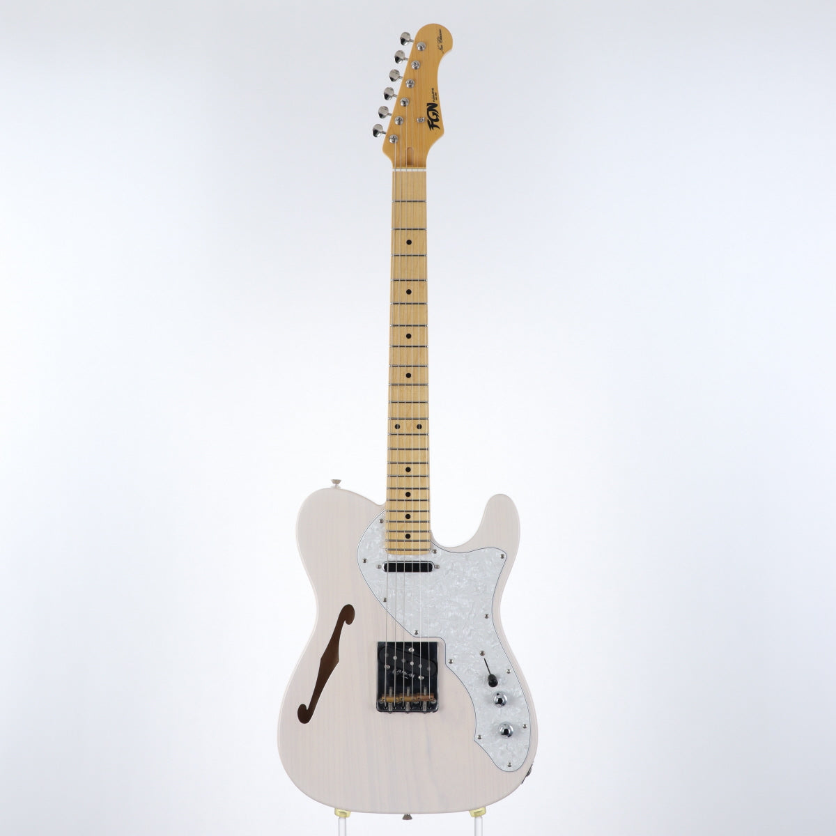 USED Fujigen (FGN) Fujigen / Neo Classic NTE100MAHT White