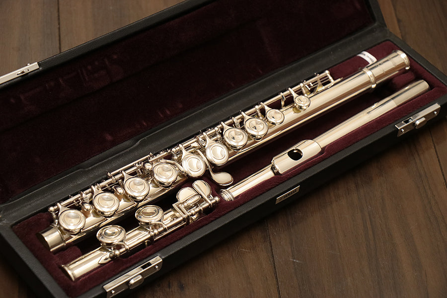 [SN D03896] USED YAMAHA / Yamaha YFL-211 Flute [10]