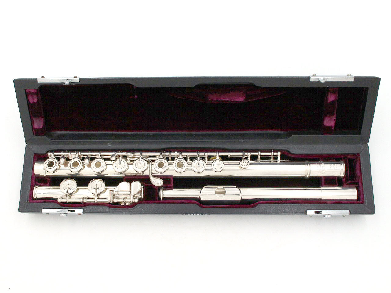 [SN 327] USED YAMAHA / Flute YFL-61 all silver, all tampos replaced [09]