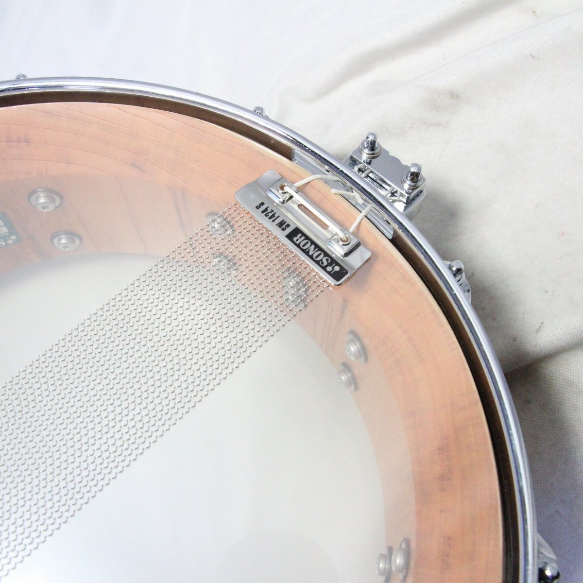 USED SONOR / SSE13-1405SDW KEYAKI Snare Drum 14x5, pure Japanese zelkova wood, gouged body, case included [08]