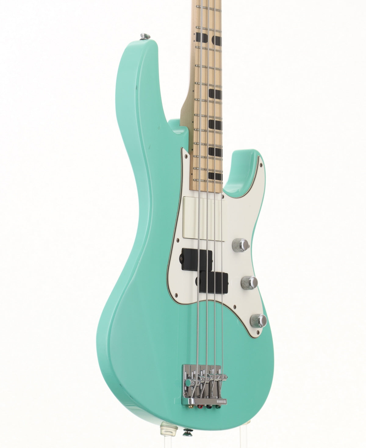 ベース YAMAHA Attitude Special Billy Sheehan AbRV2EhrCQqGM9AsbMPj8E.jpg