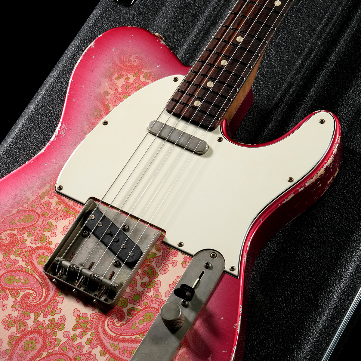 [SN 3325] USED XOTIC / XTC-1 Pink Paisley [05]