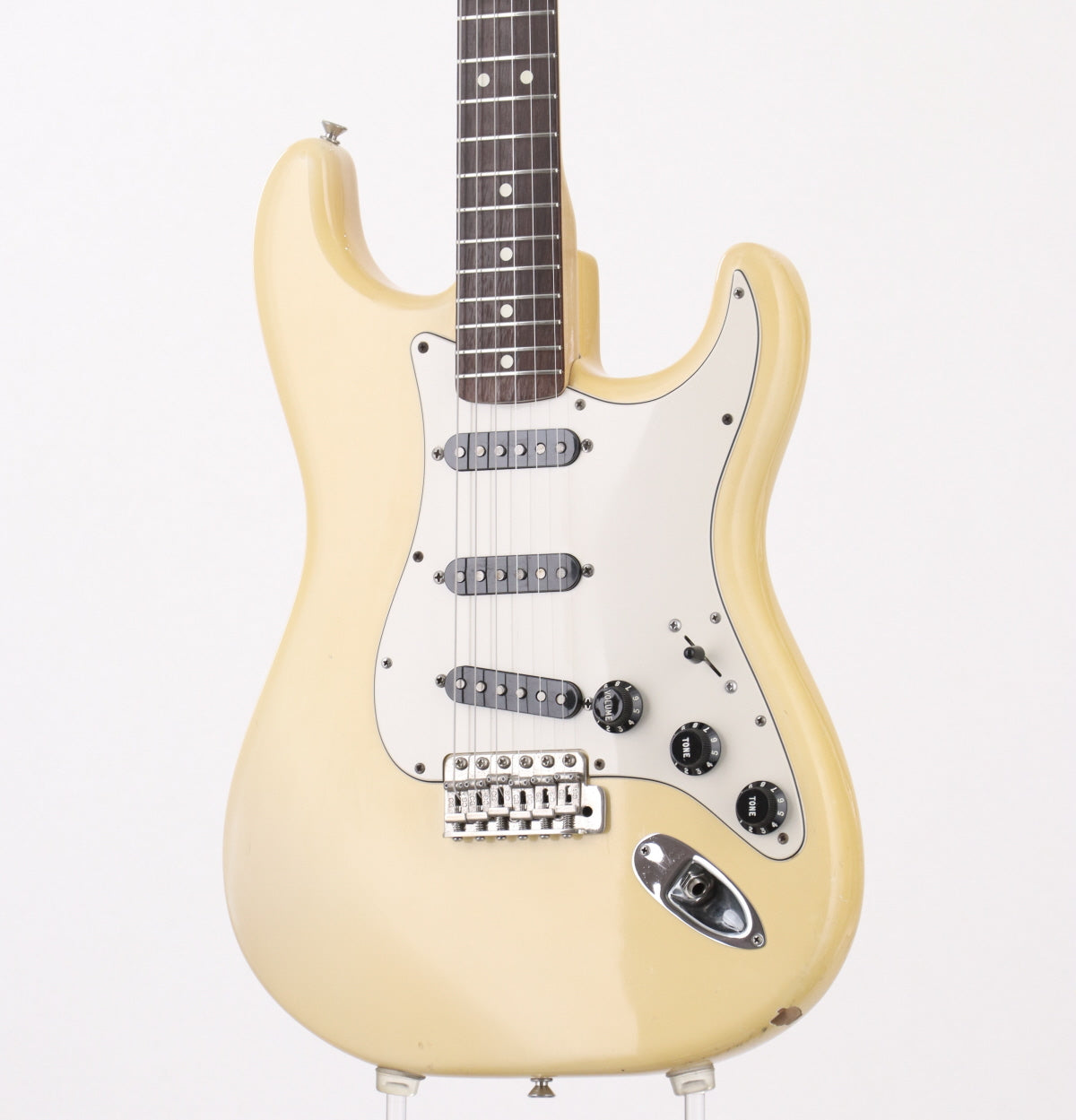 [SN V01761] USED FENDER USA / American Vintage 70s Stratocaster Olympic White [03]