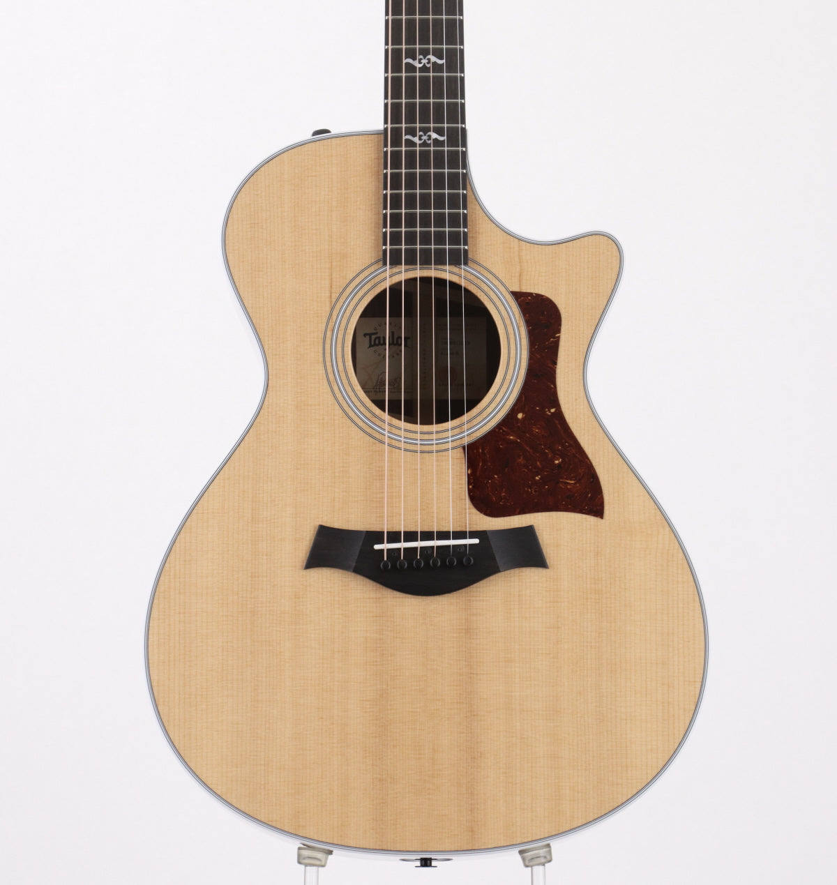 taylor – Ishibashi Music Corporation.