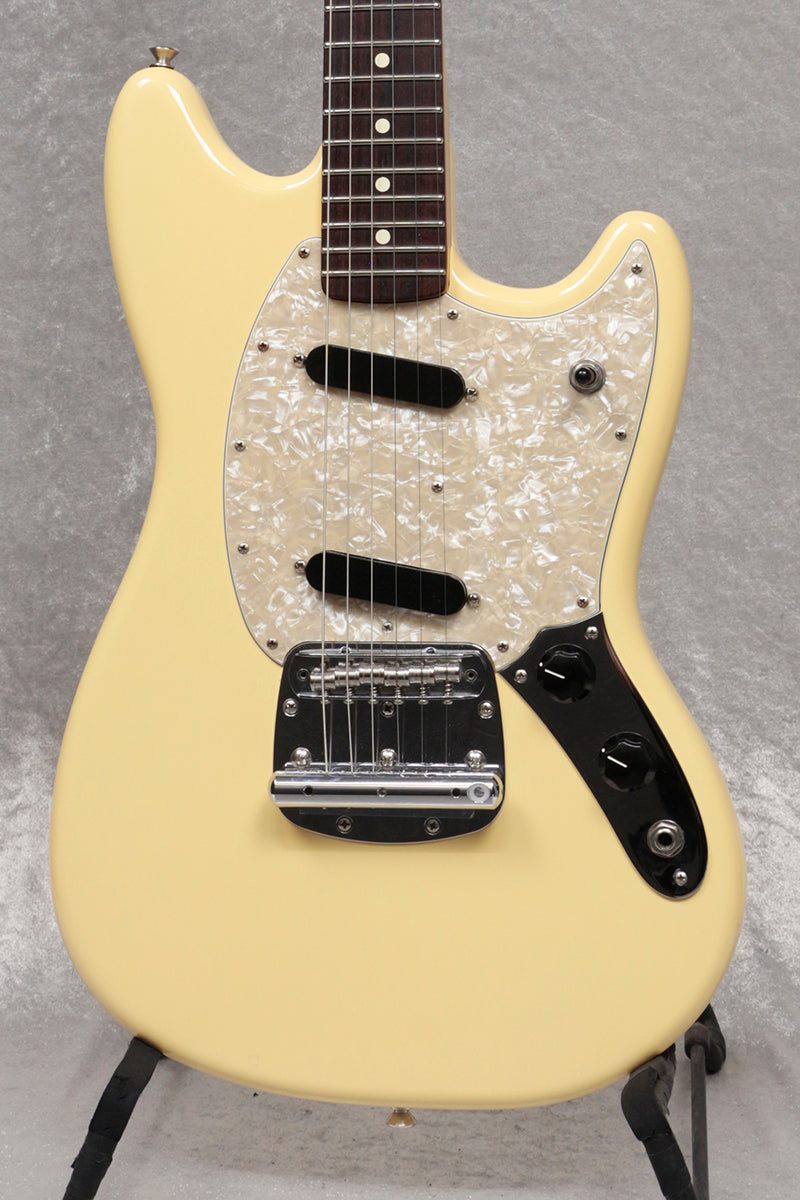 [SN US19012680] USED FENDER USA / American Performer Mustang Vintage White [06]