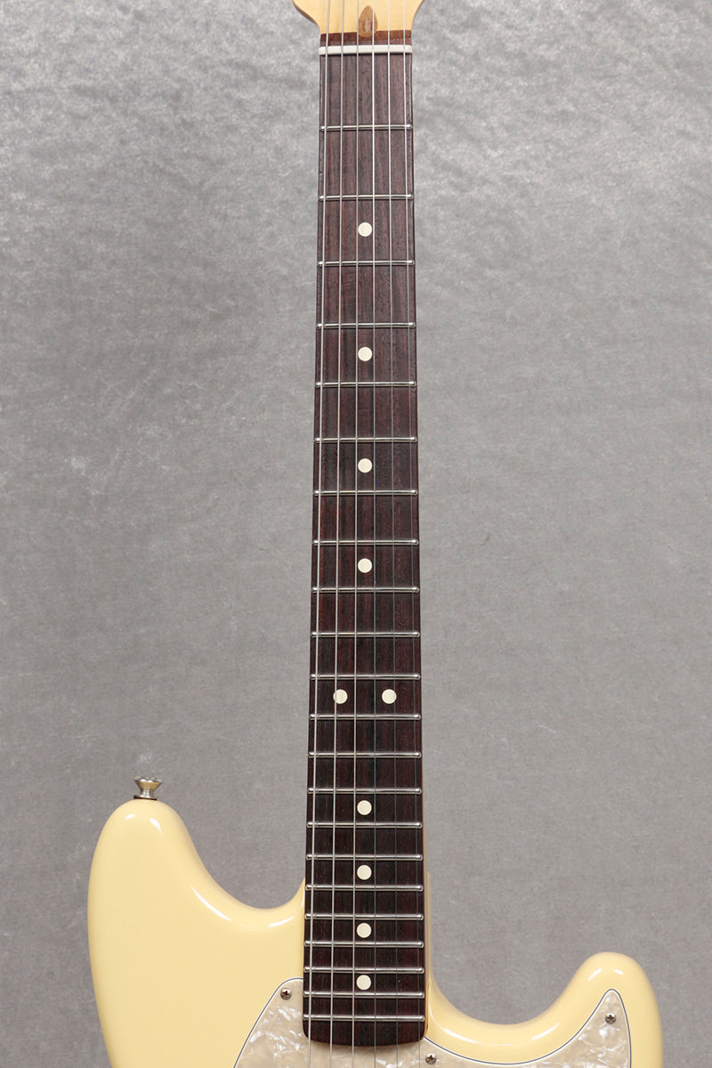 [SN US19012680] USED FENDER USA / American Performer Mustang Vintage White [06]