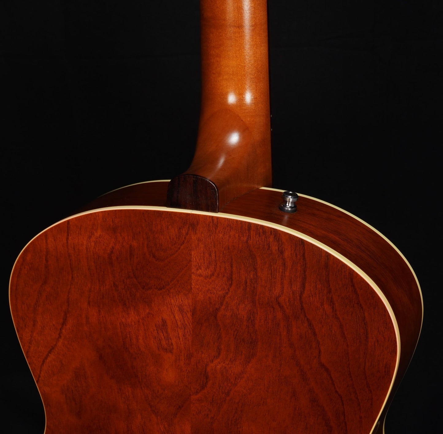 [SN 031986004811] USED Godin / 5th Avenue Kingpin P90 Cognac Burst [04]