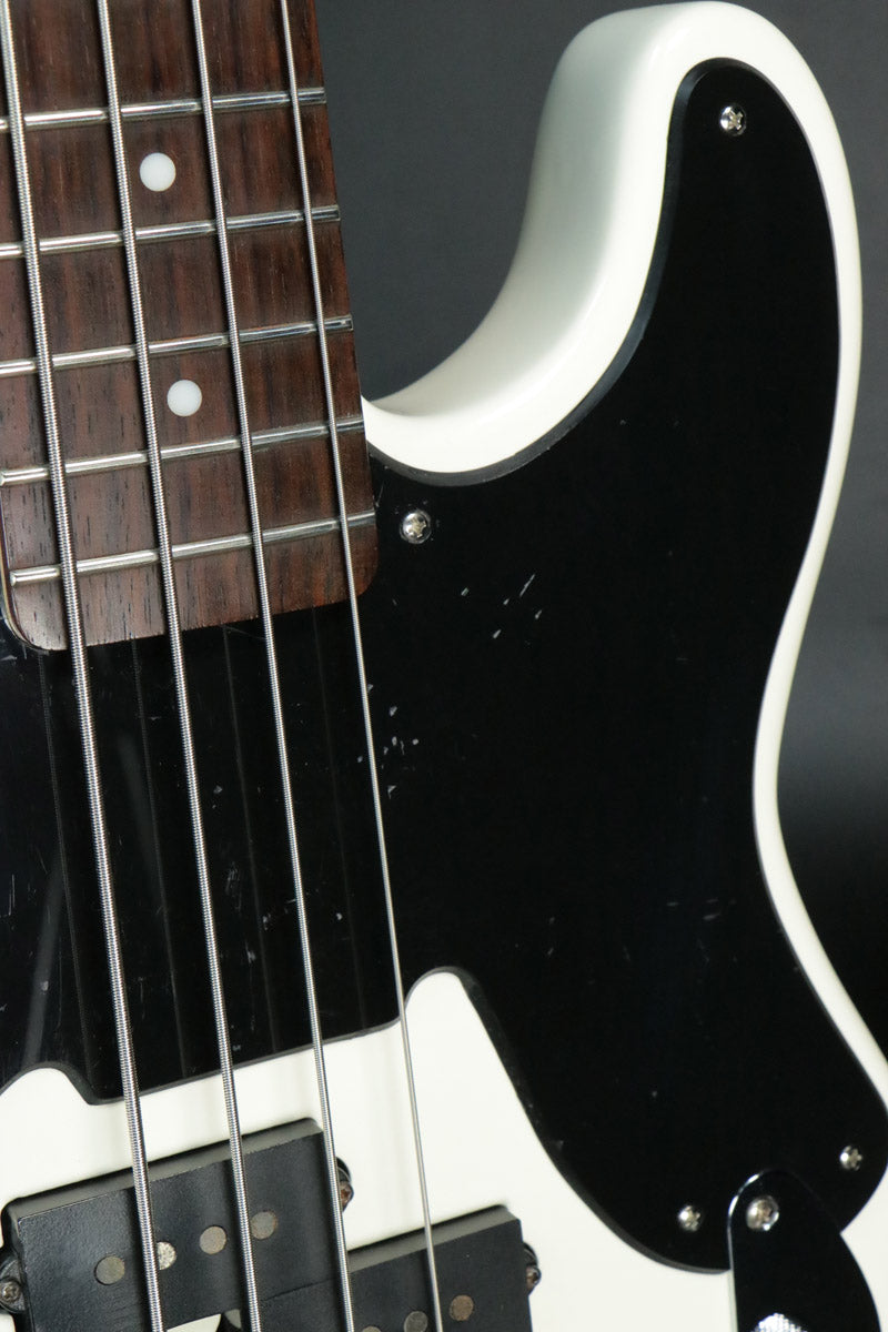 [SN ICS11109374] USED Squier / Mike Dirnt Precision Bass Arctic White Rosewood 2011 [10]