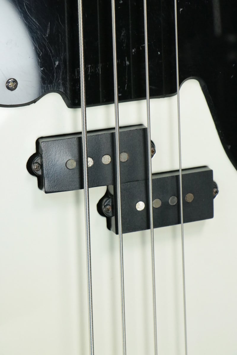 [SN ICS11109374] USED Squier / Mike Dirnt Precision Bass Arctic White Rosewood 2011 [10]