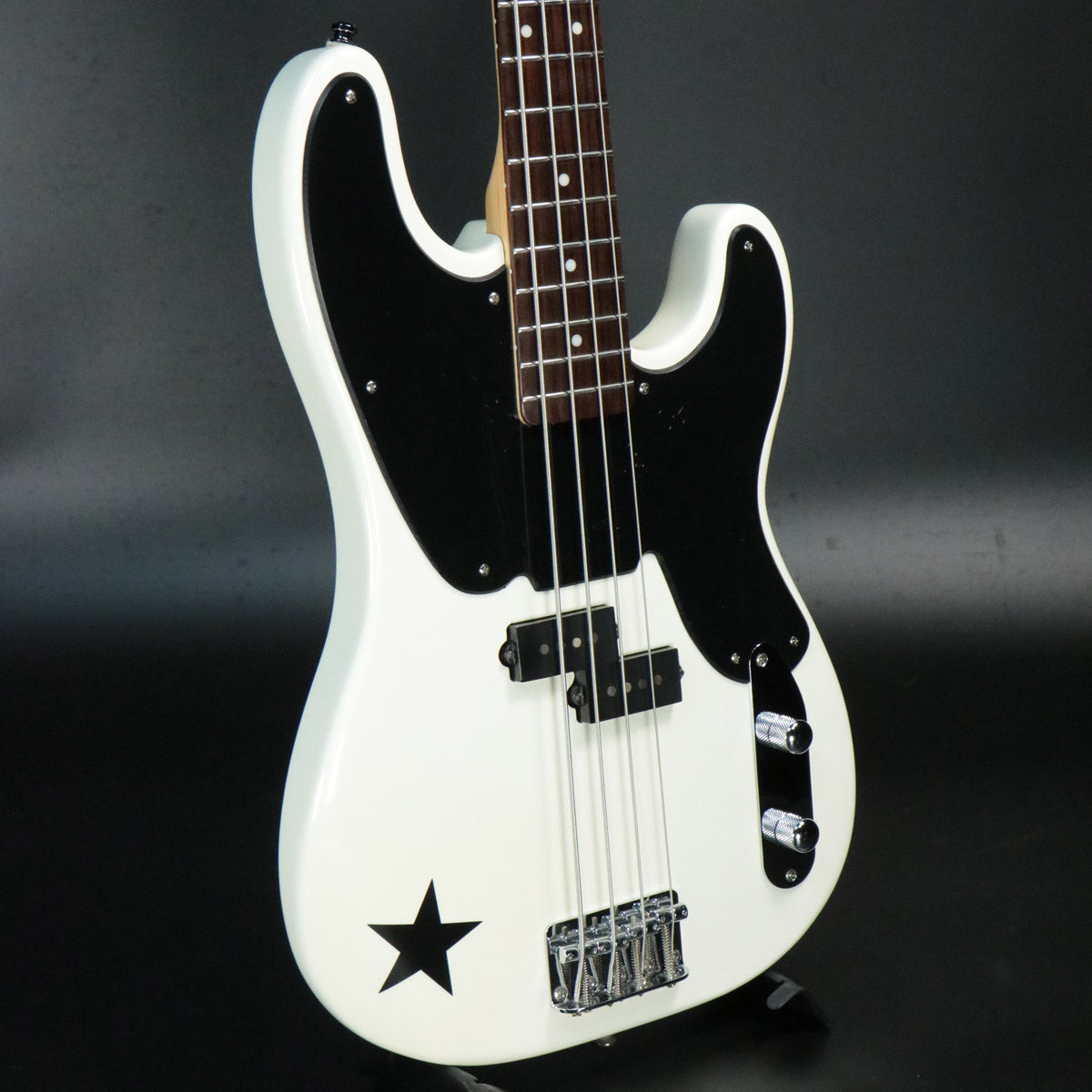 [SN ICS11109374] USED Squier / Mike Dirnt Precision Bass Arctic White Rosewood 2011 [10]