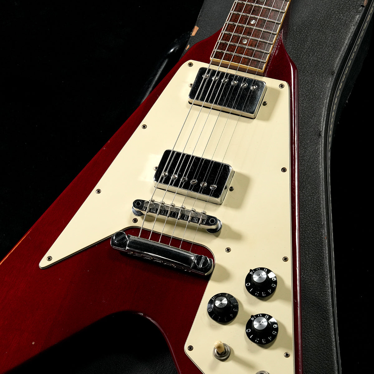 [SN 80831003] USED Gibson / 1981 Flying V [05]