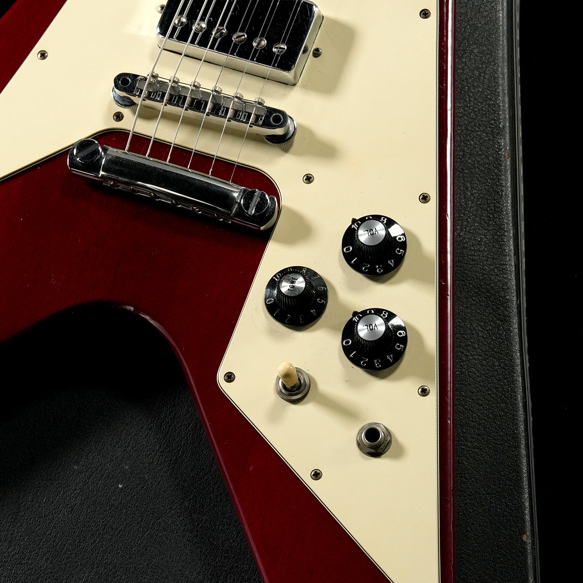 [SN 80831003] USED Gibson / 1981 Flying V [05]