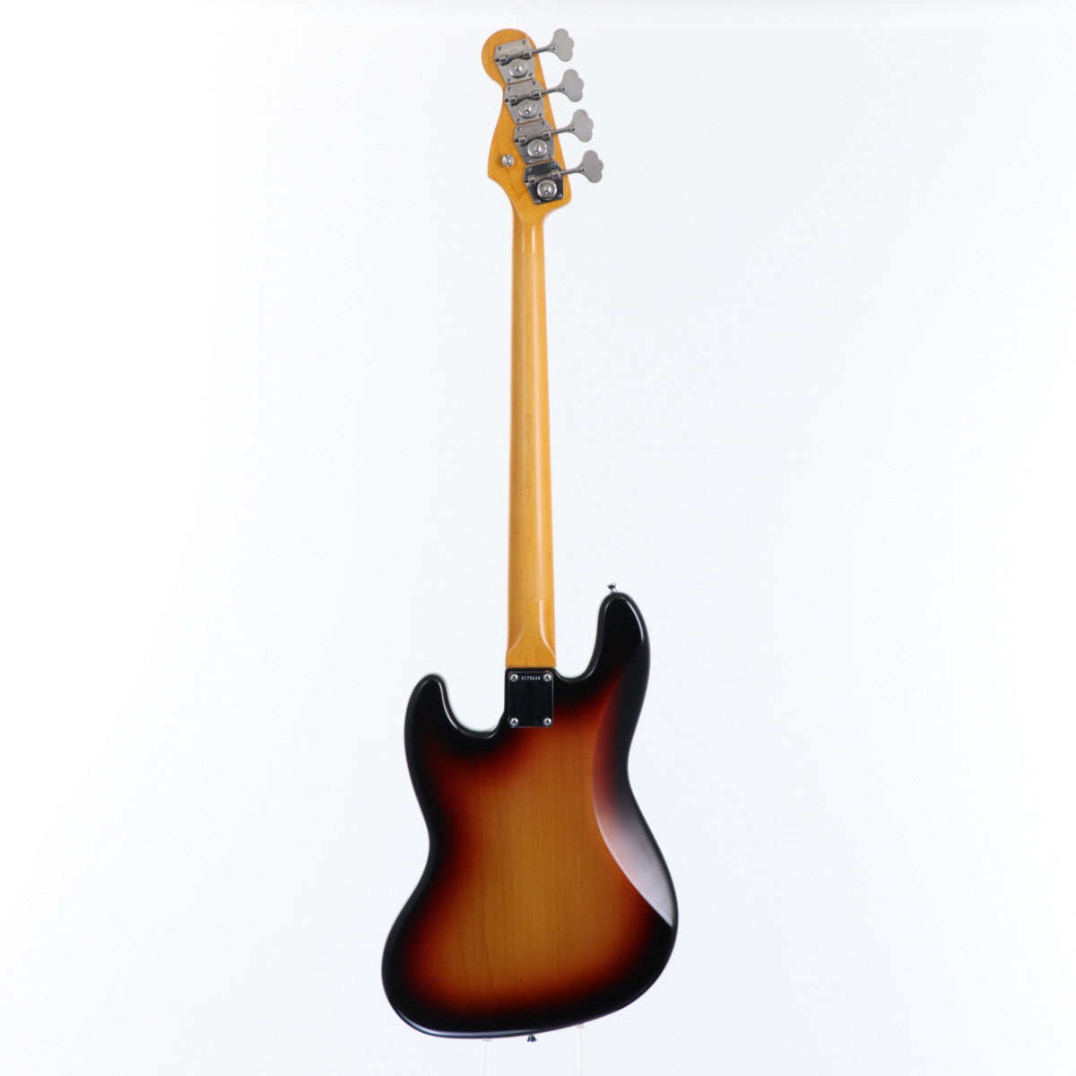 [SN V179643] USED Fender USA / American Vintage 62 Jazz Bass 3-Color Sunburst [11]