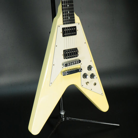 [SN 02181593] USED Gibson USA / Flying V 67 Classic White 2001 [10]