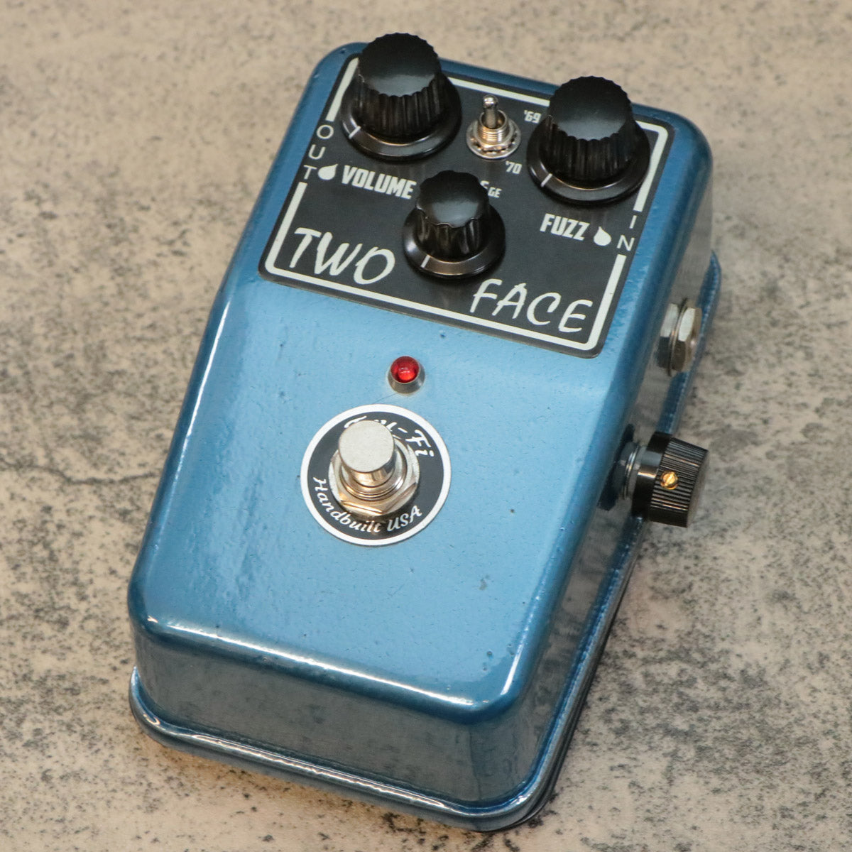 [SN 3209] USED Tru-Fi / Two Face Fuzz [10]