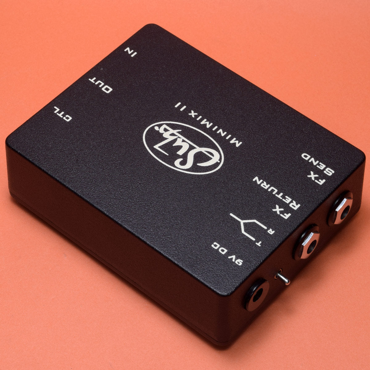 BamBasic custom Mixer 「Suhr MiniMix」 Suhr MiniMix II Audio Signal Line Mixer | Sweetwater