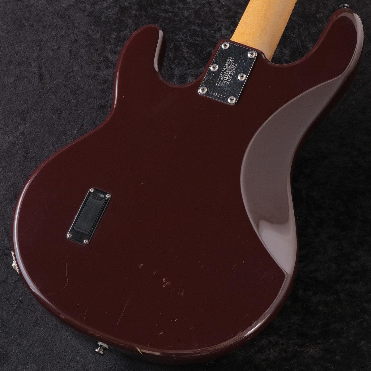 [SN E37113] USED MUSIC MAN / StingRay 4 Rolls Burgundy [03]