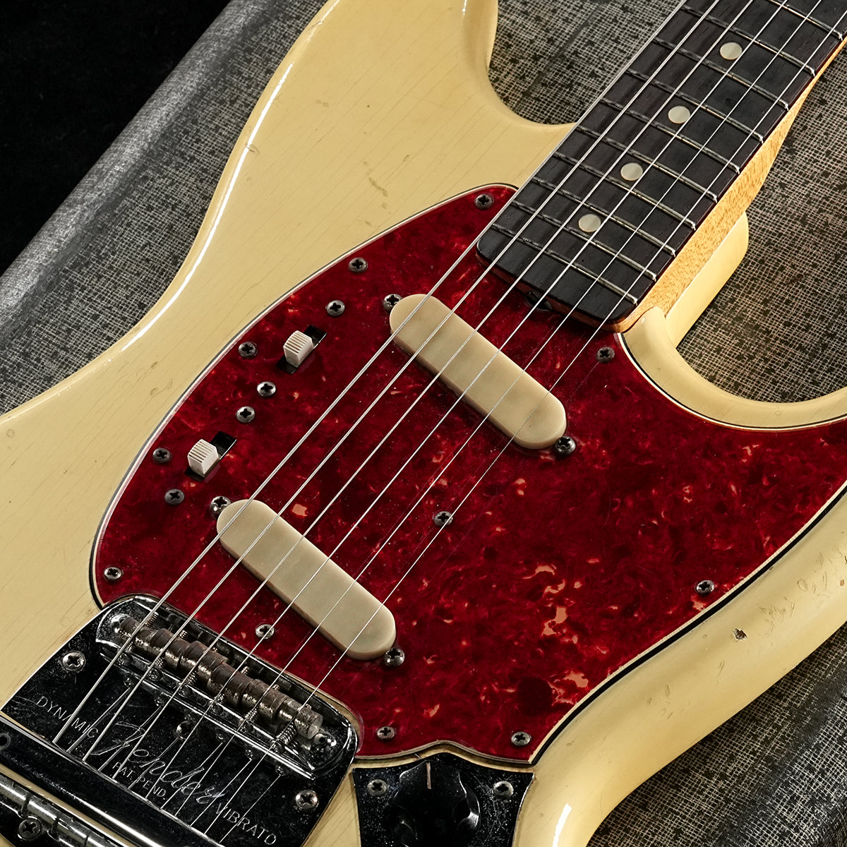[SN L60200] USED FENDER / 1966 Mustang White [05]