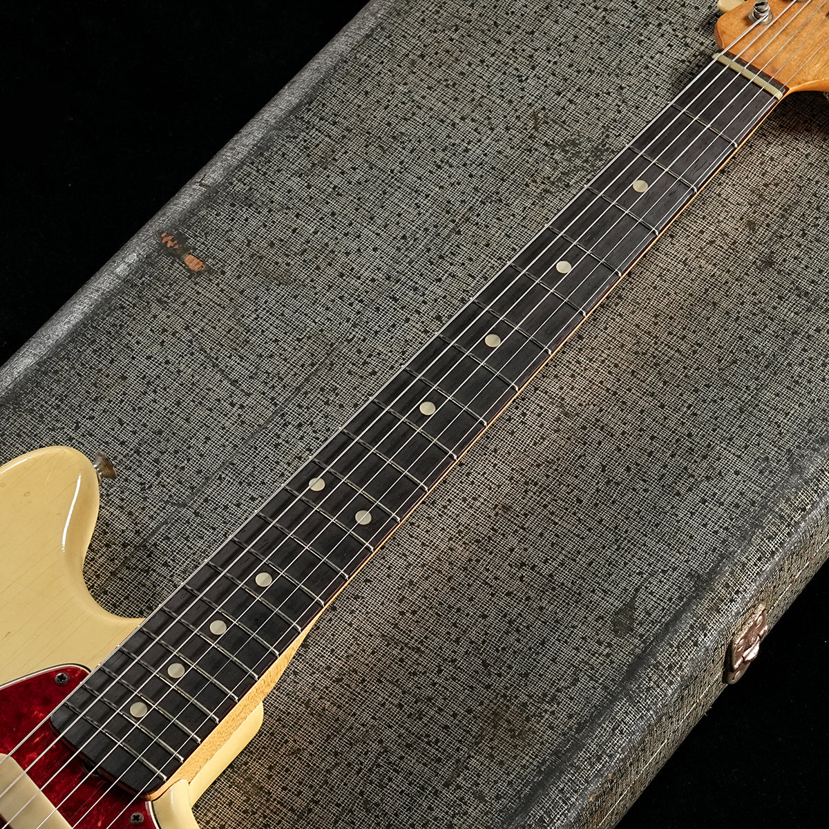 [SN L60200] USED FENDER / 1966 Mustang White [05]