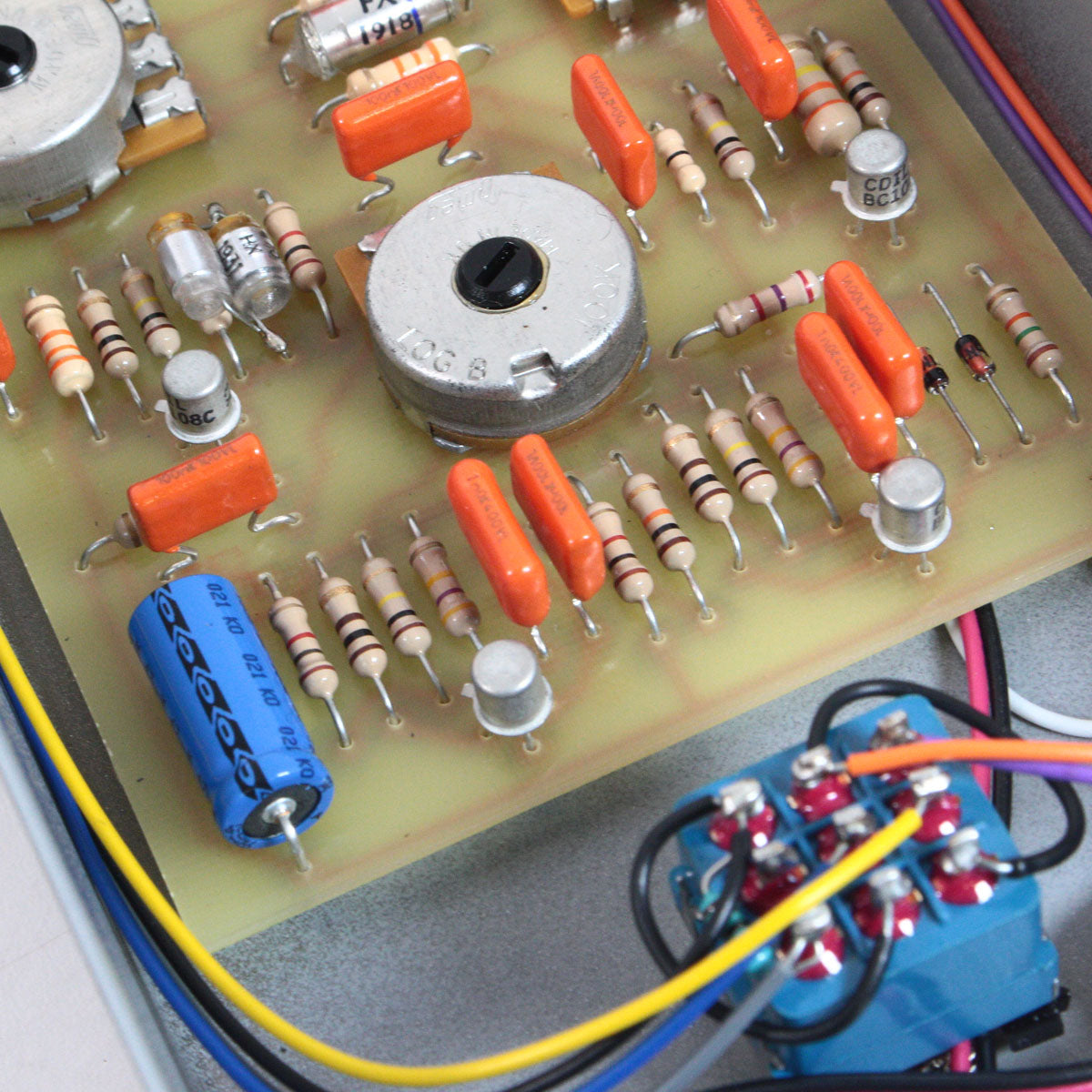 [SN 200420007] USED SOLA SOUND / Tone Bender Bat Supe [05]