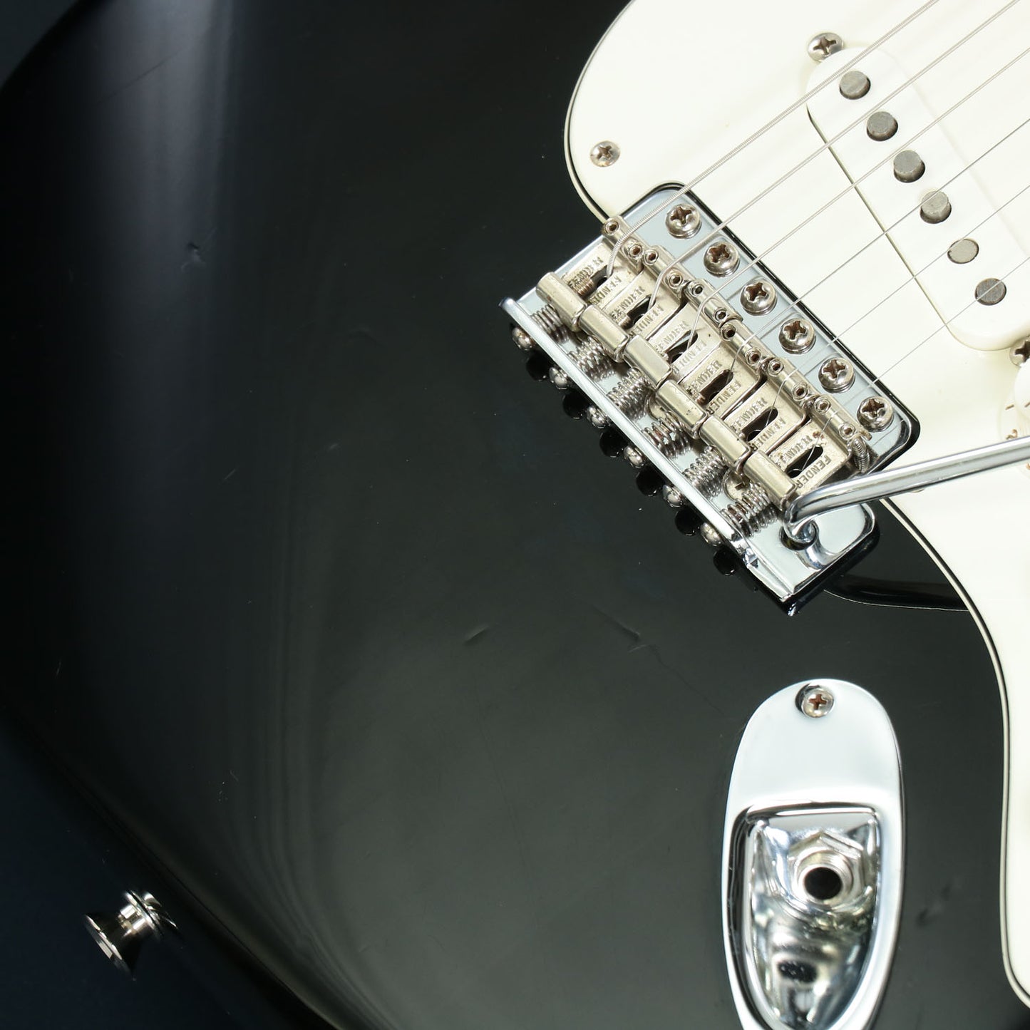 [SN V08014] USED Fender USA / FSR American Vintage 70s Stratocaster Matching Head Black [3.58kg / 2013] Fender [08]