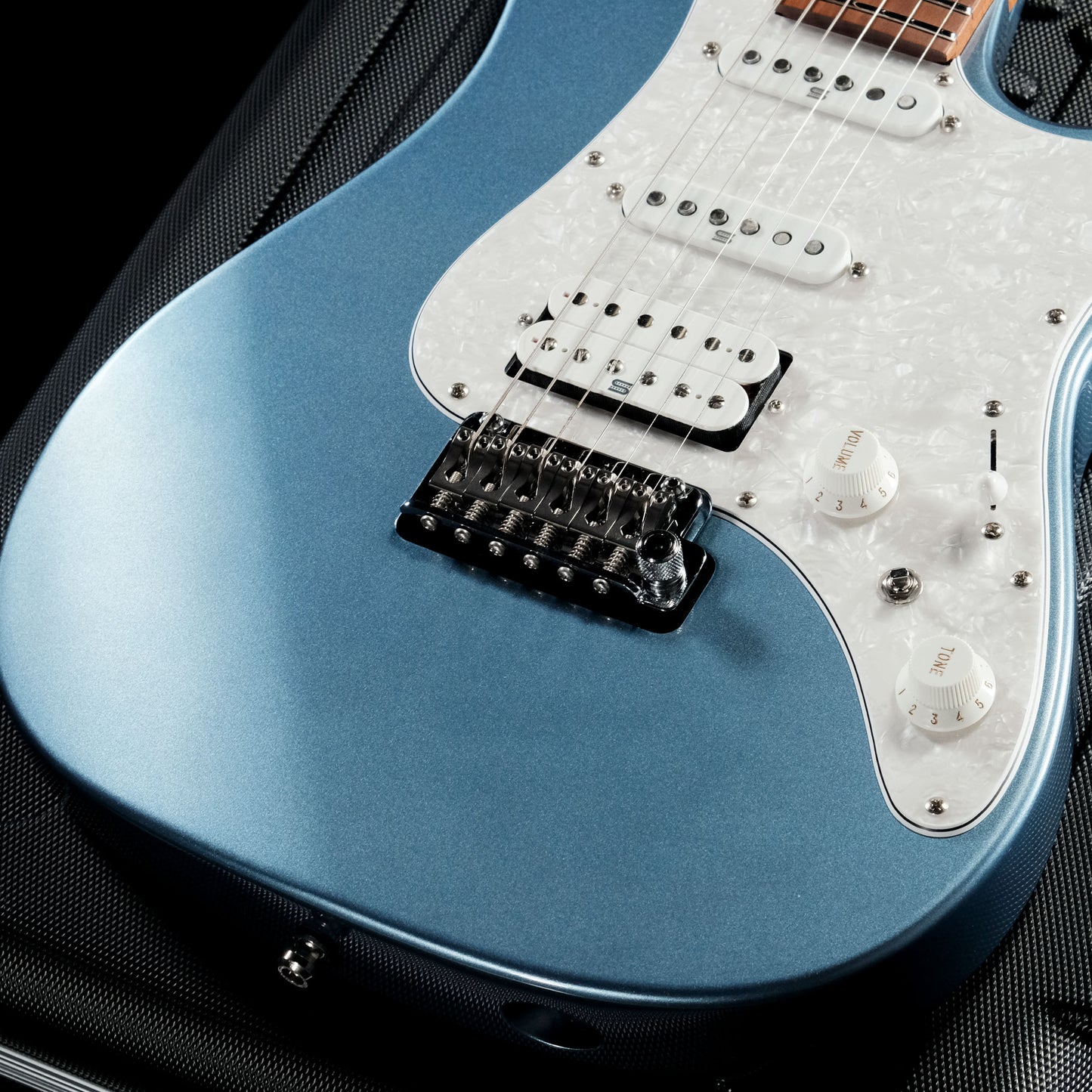 [SN F2409693] USED Ibanez / AZ2204 ICM [05]