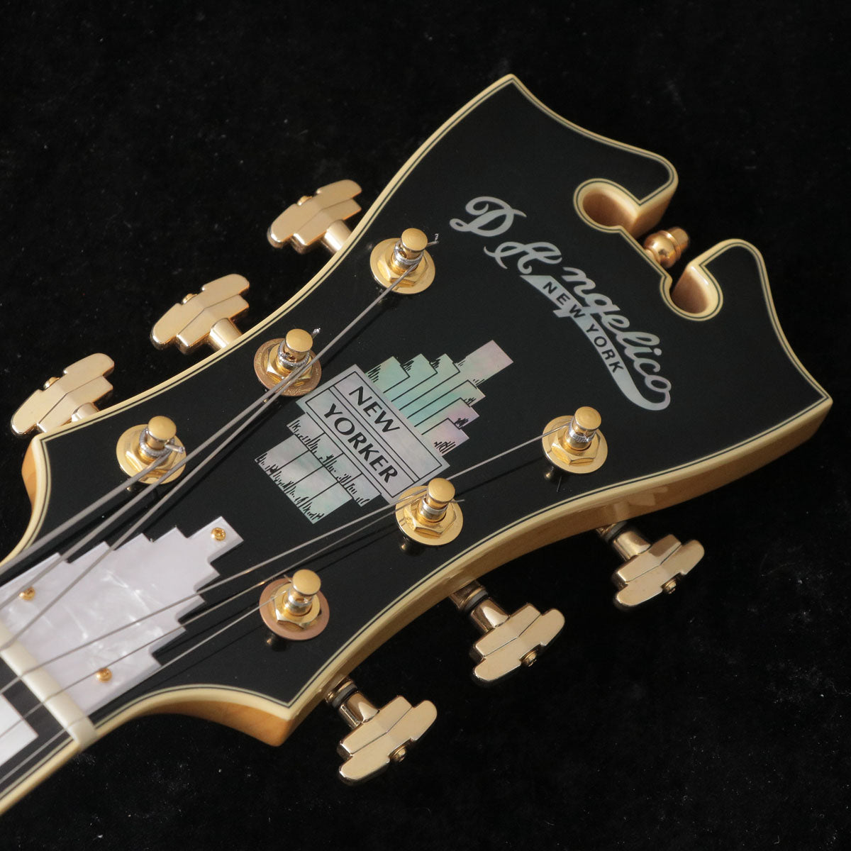 [SN 001080902] USED DANGELICO / NYL-4 [03]