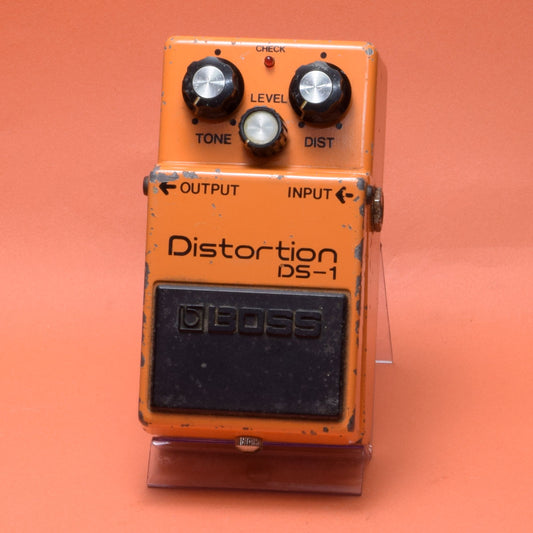 [SN 9600] USED BOSS Boss / DS-1 Distortion Silver screw / Black switch / Made in Japan / ACA [20]