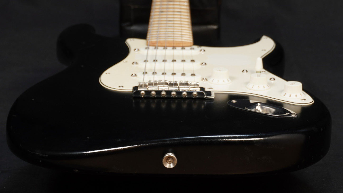 [SN Z5184261] USED Fender USA / Highway One Stratocaster UG Black/M -2006- [04]