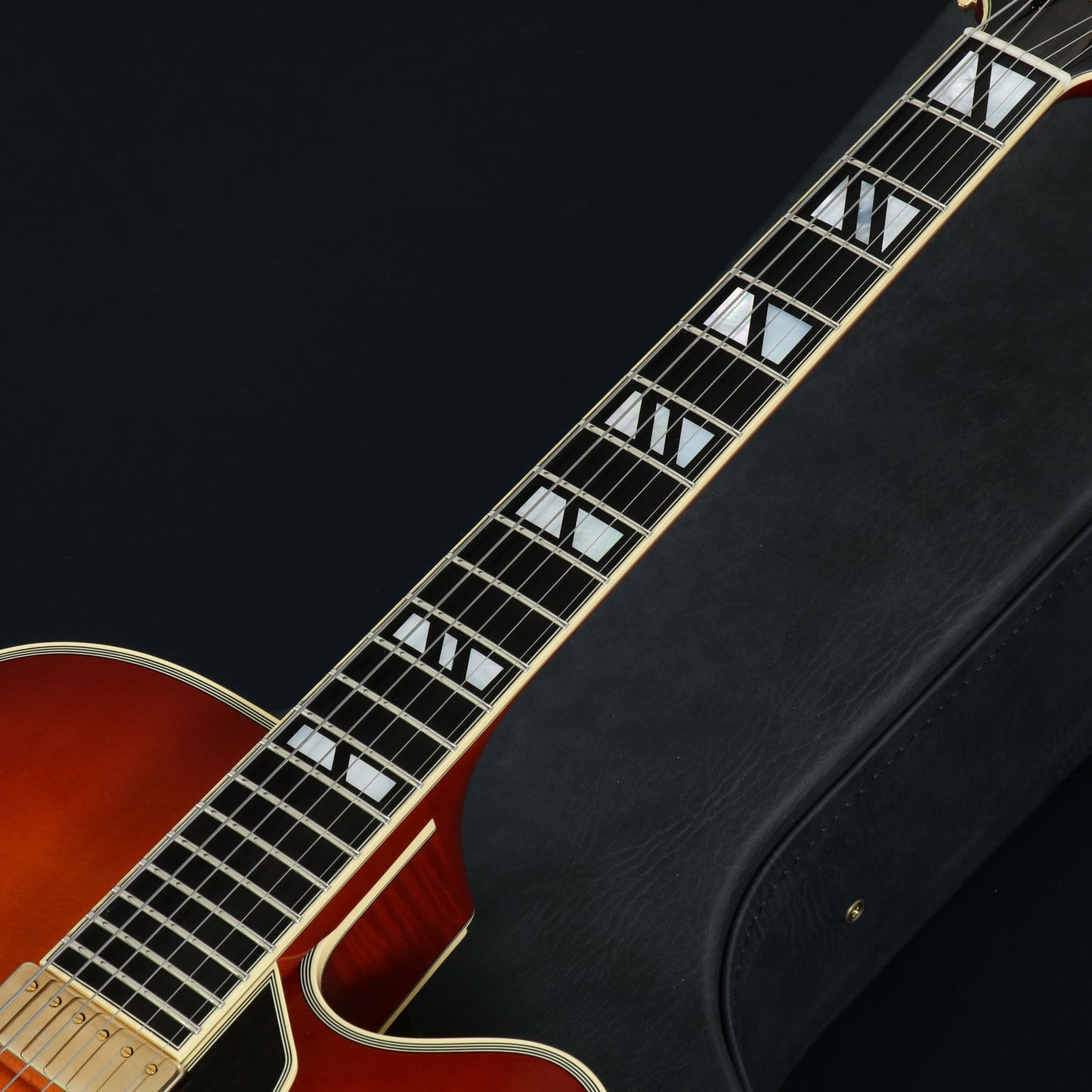 [SN 22506019] USED Aria Pro II / FA-2100 ALB Almond Burst [2.70kg] [Made in Japan] Aria Full-Acco [08]