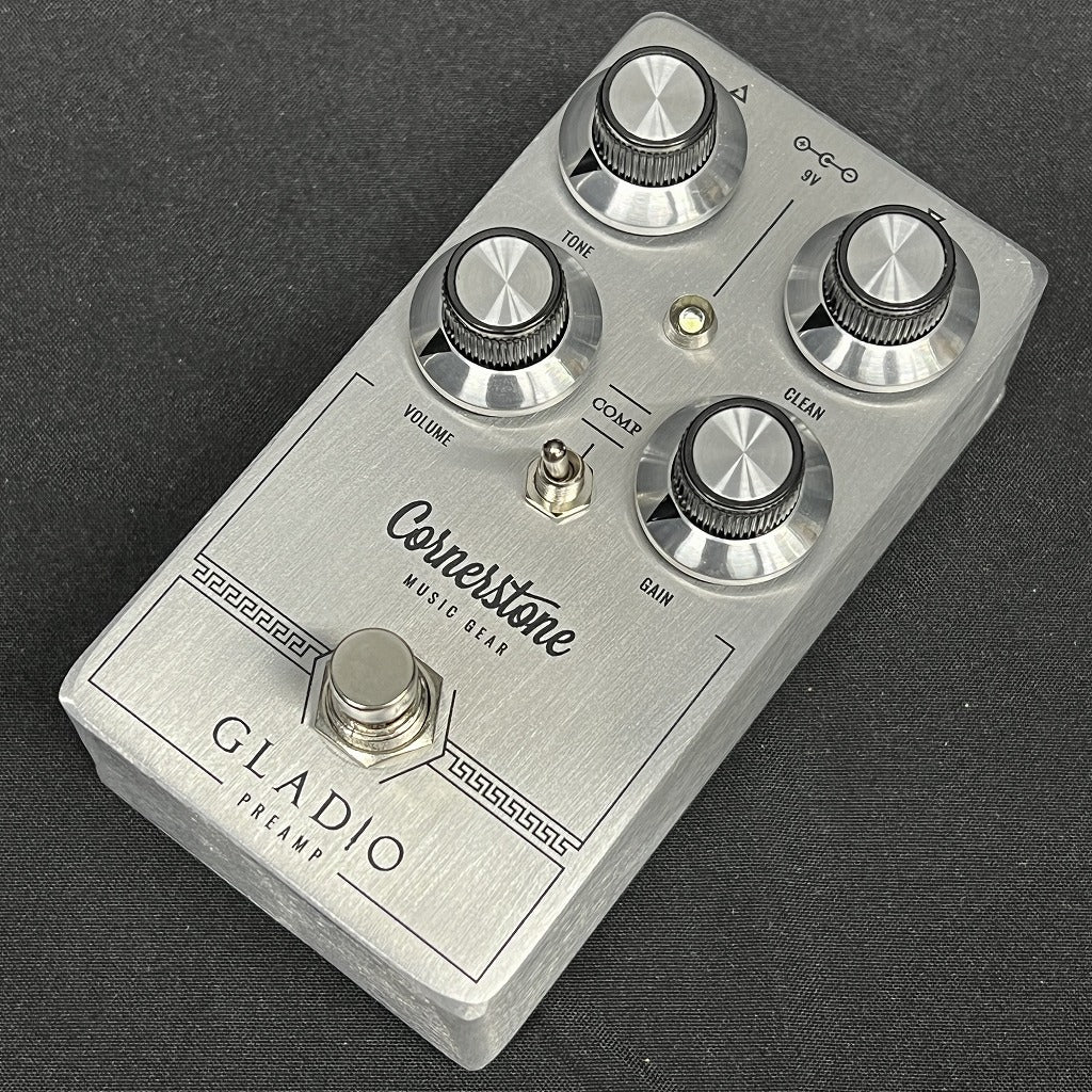 USED CORNERSTONE / GLADIO SC [06]