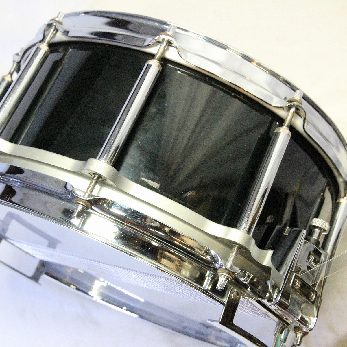 USED Pearl / Birch Free-Floating Snare 14×6.5 Pearl Birch Free-Floating Snare Drum [08]