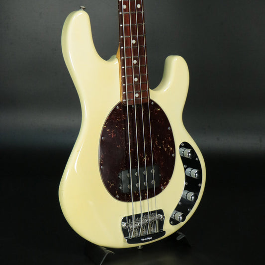 [SN E34928] USED MUSICMAN / Stingray 4 White R/MH [10]