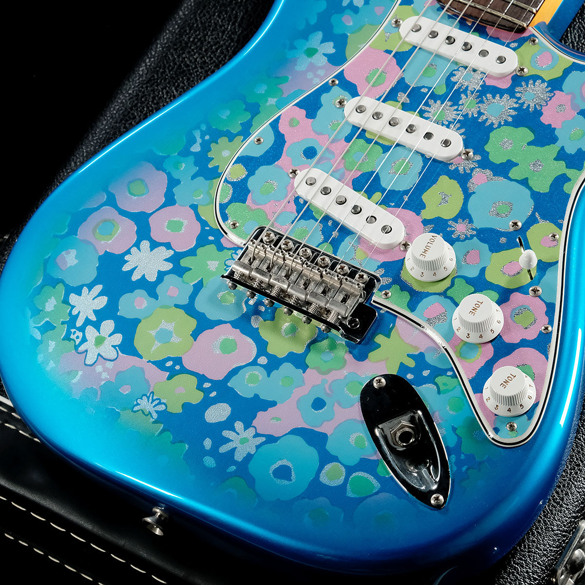 [SN CZ564279] USED Fender Custom Shop / Custom Built 1969 Stratocaster NOS Matching Headstock Blue Flower 2022 [05]