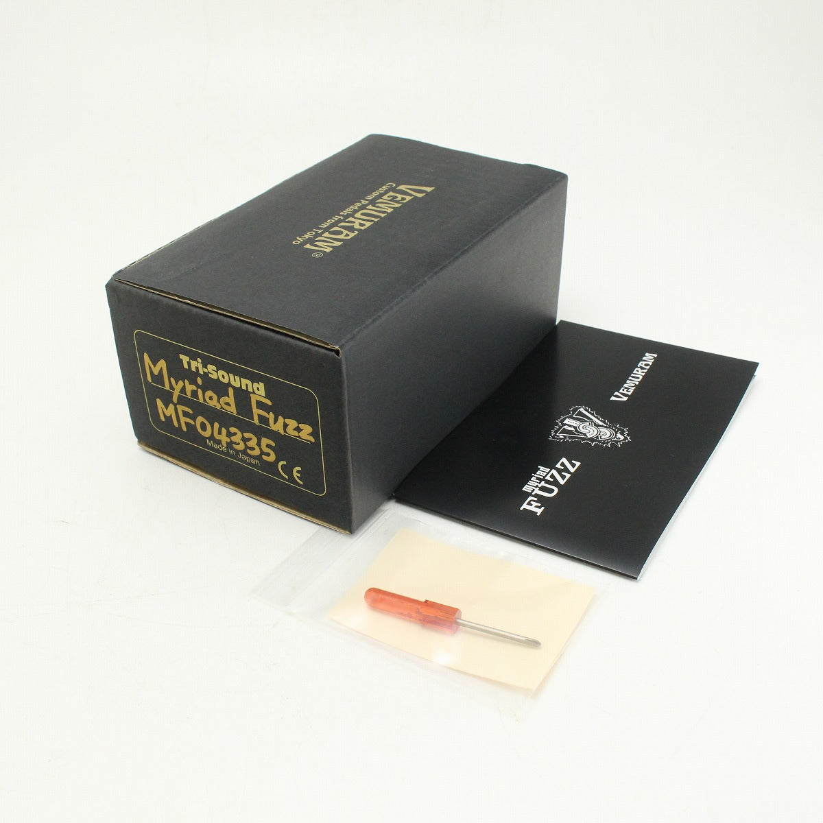 [SN MF04335] USED VEMURAM / Myriad Fuzz [03]