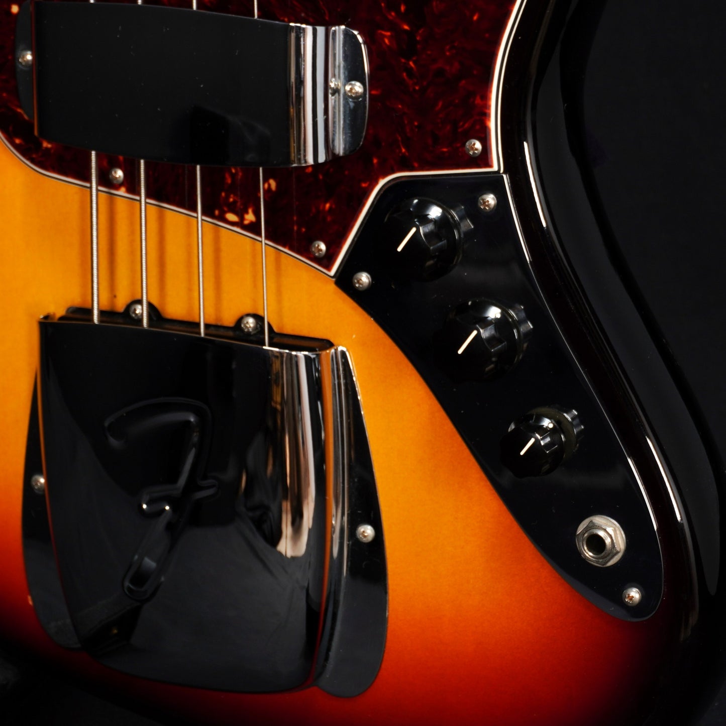 [SN V1312882] USED Fender USA / New American Vintage '64 Jazz Bass 3Tone Sunburst-2013- [04]