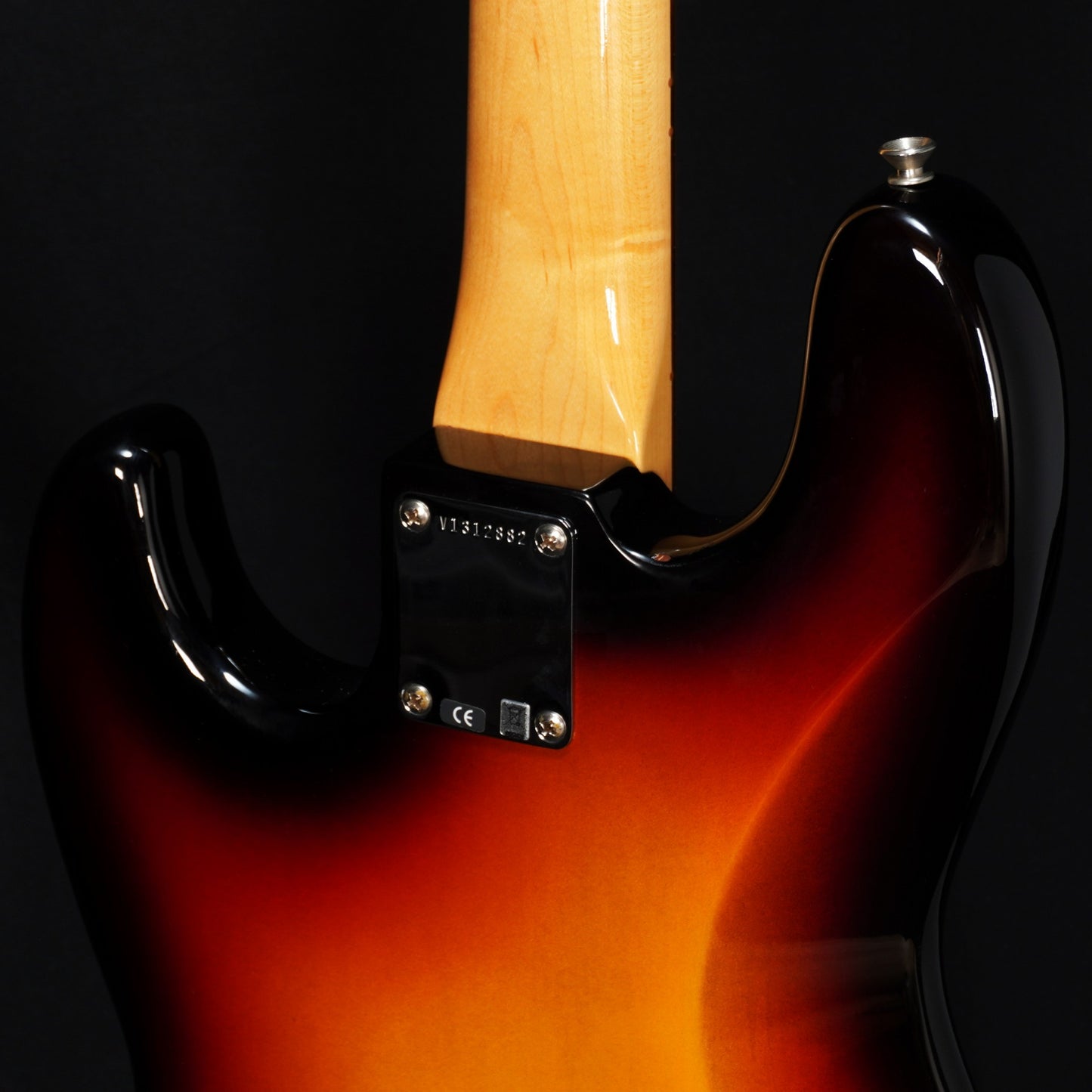 [SN V1312882] USED Fender USA / New American Vintage '64 Jazz Bass 3Tone Sunburst-2013- [04]