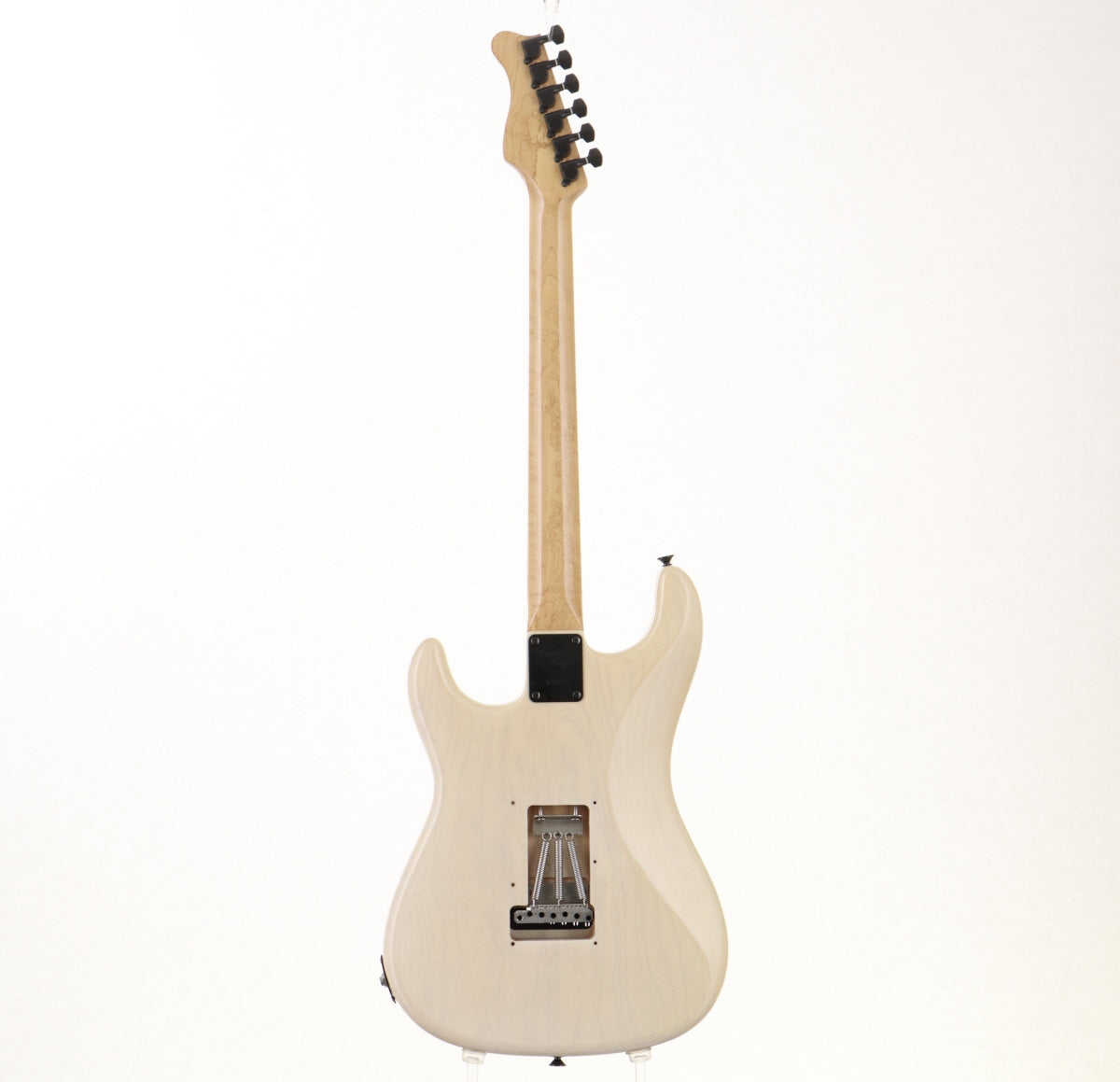 [SN 6916] USED VALLEY ARTS / M Series [06]