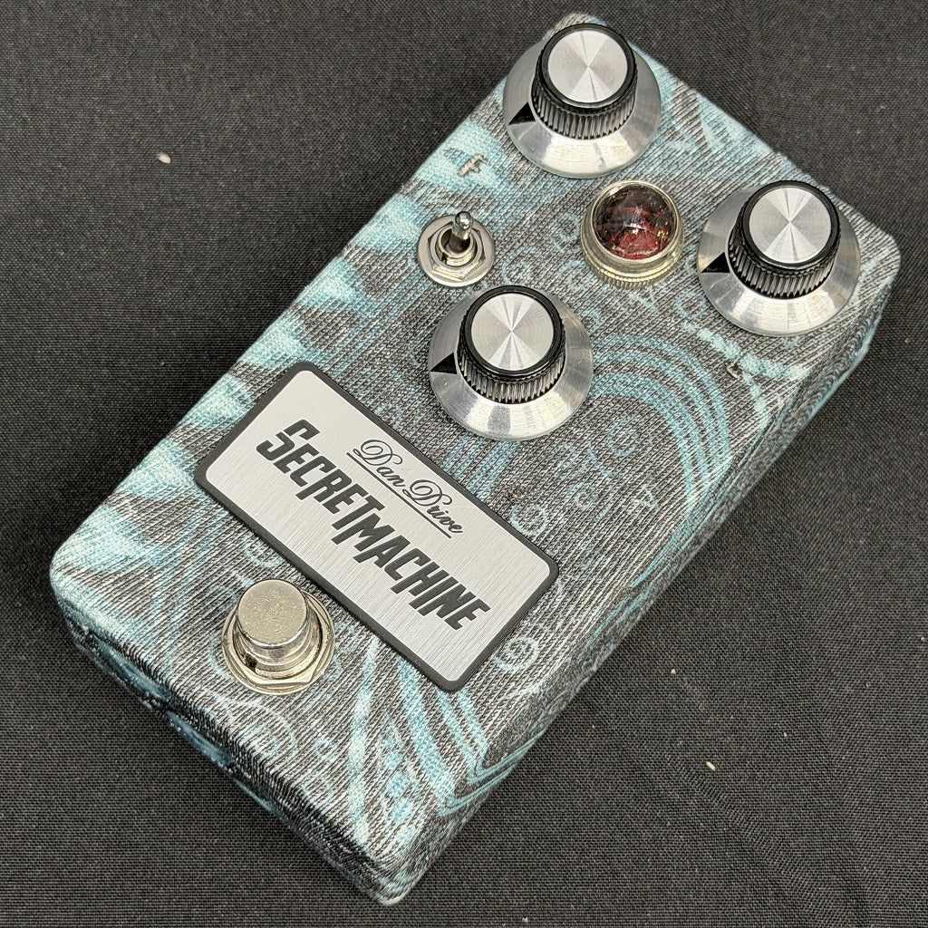 USED DAN DRIVE / SECRET MACHINE [06]