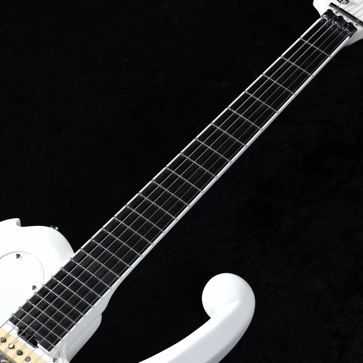 [SN ED5392243] USED EDWARDS / E-SRK-II Harf Mat White NIGHTMARE Sakito model Mat White [03]