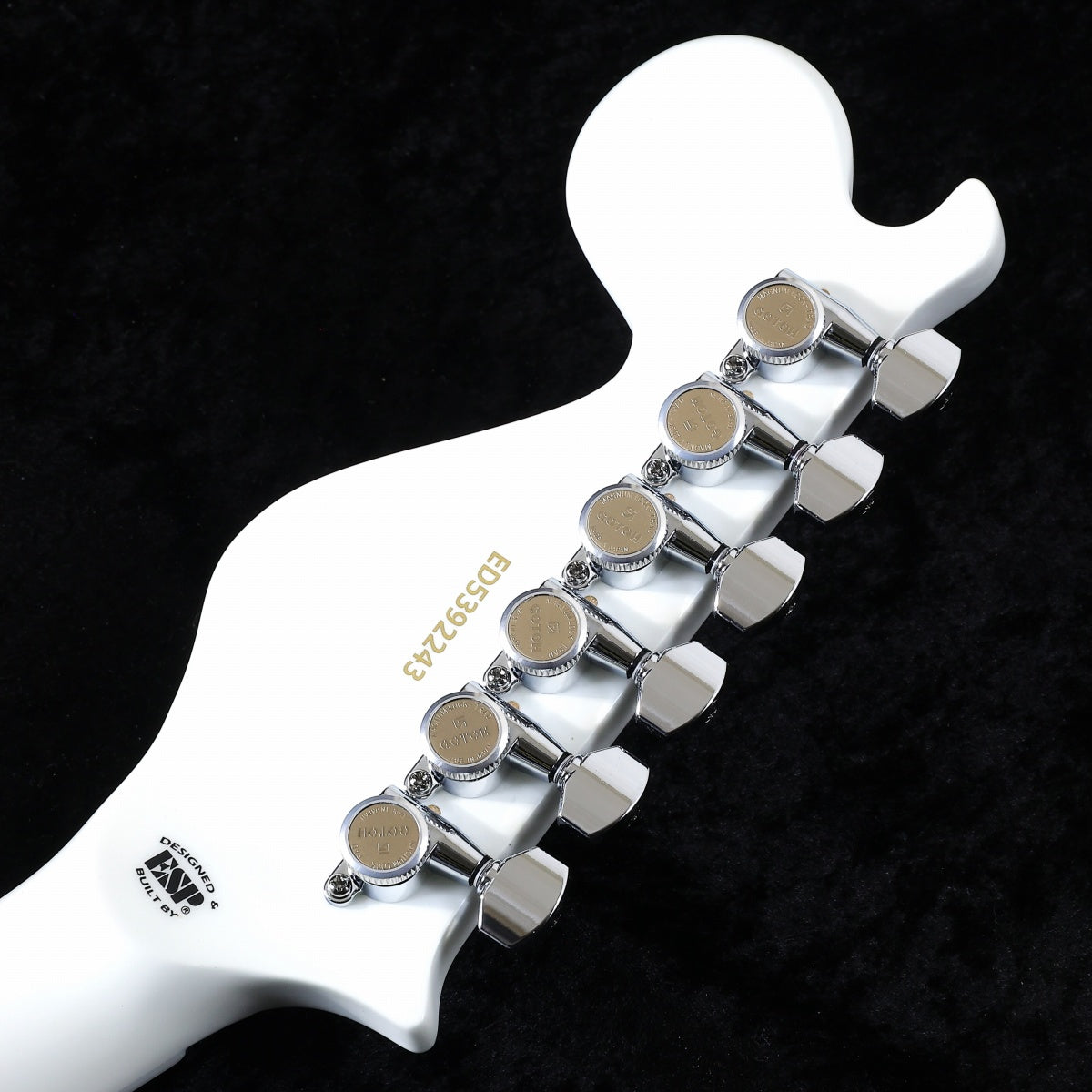 [SN ED5392243] USED EDWARDS / E-SRK-II Harf Mat White NIGHTMARE Sakito model Mat White [03]