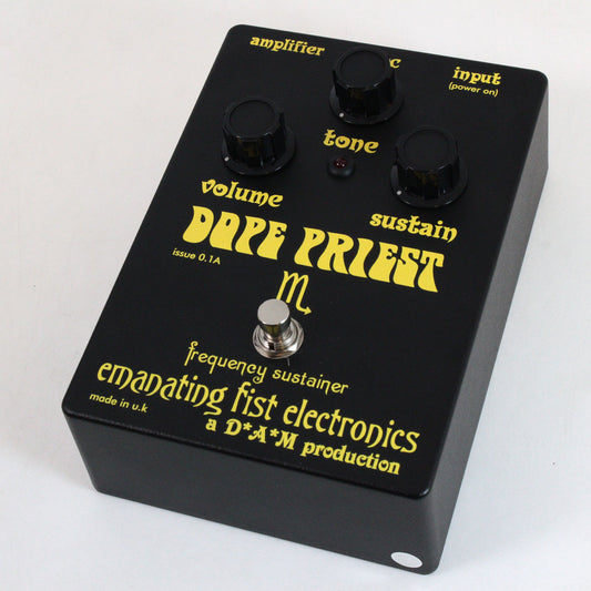 USED Emanating Fist Electronics / DP-93 Dope Priest [05]