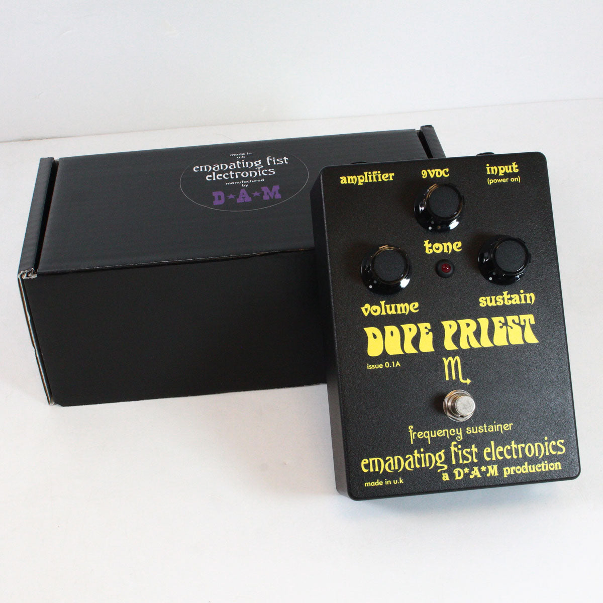 USED Emanating Fist Electronics / DP-93 Dope Priest [05]