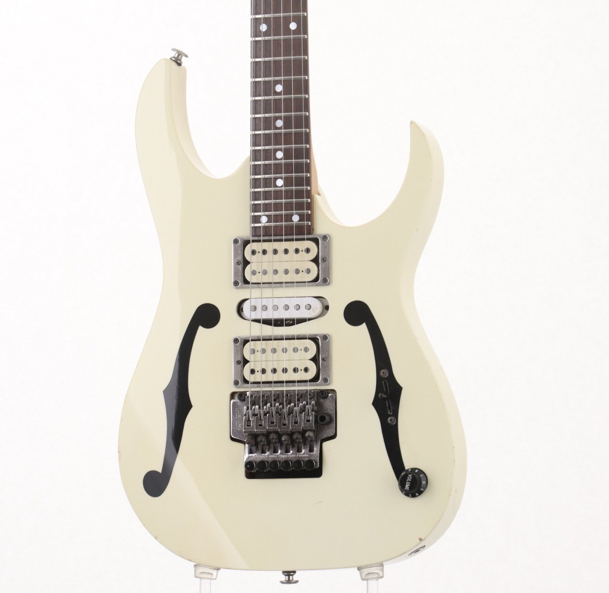 Ibanez / PGM30 White Paul Gilbert Signature Model 1999 – Ishibashi